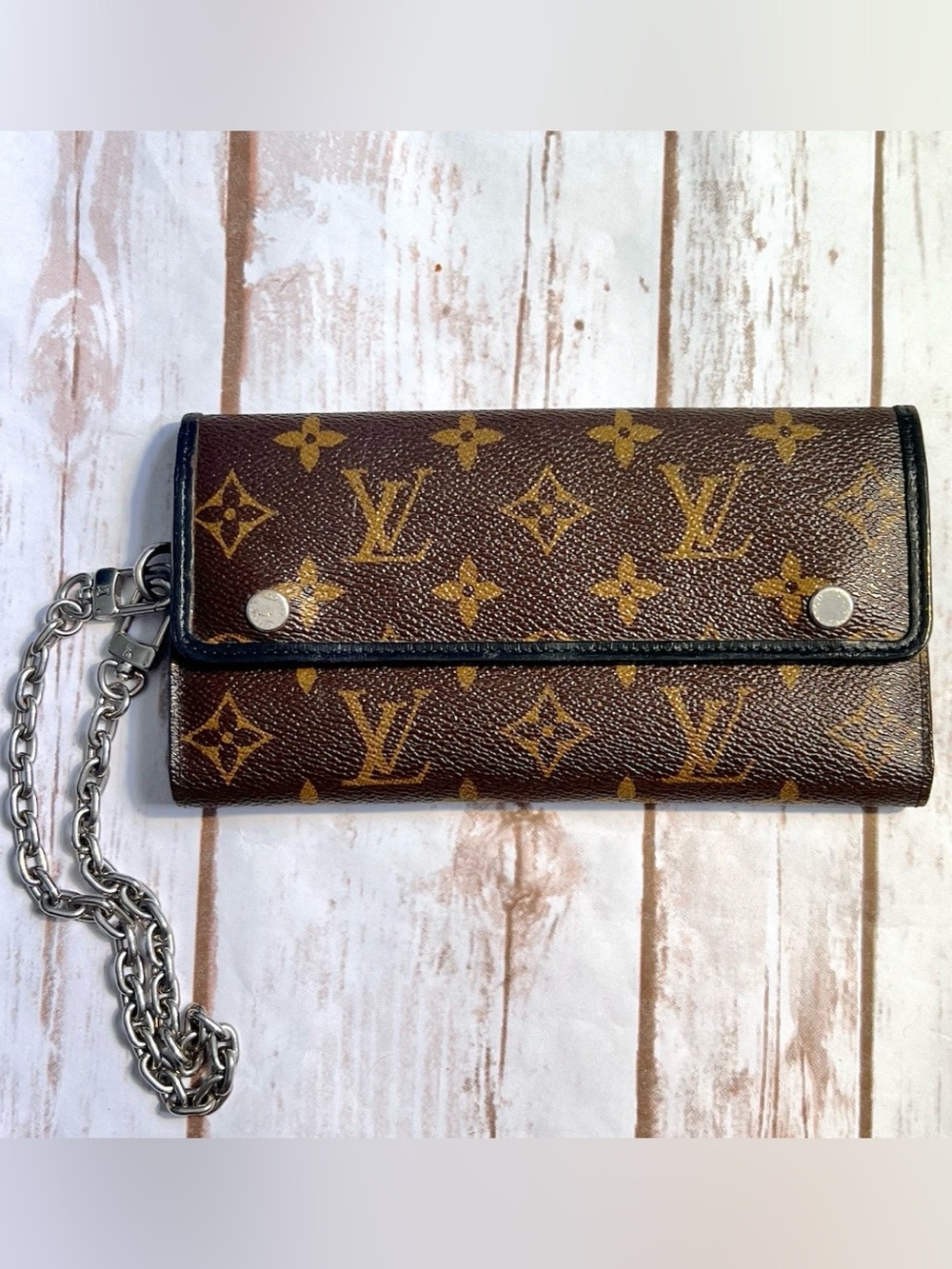 Louis Vuitton Monogram Canvas Long Wallet Chain Wallet Macassar Portefeuille